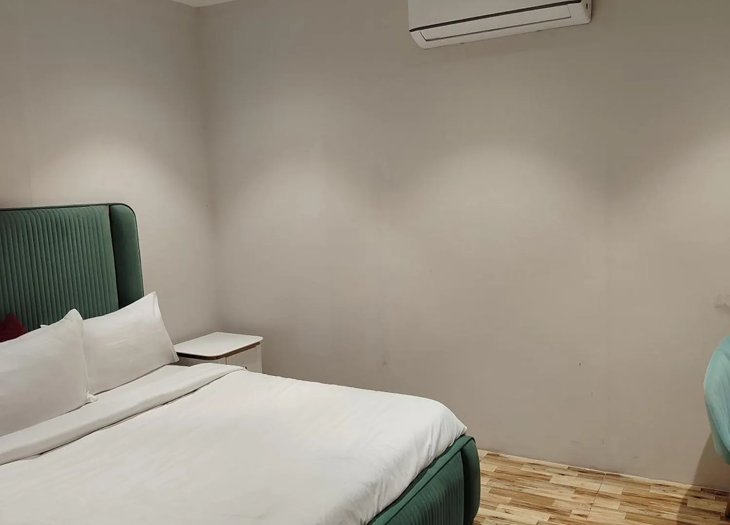 Rivaz Hotel And Restaurant New Delhi India